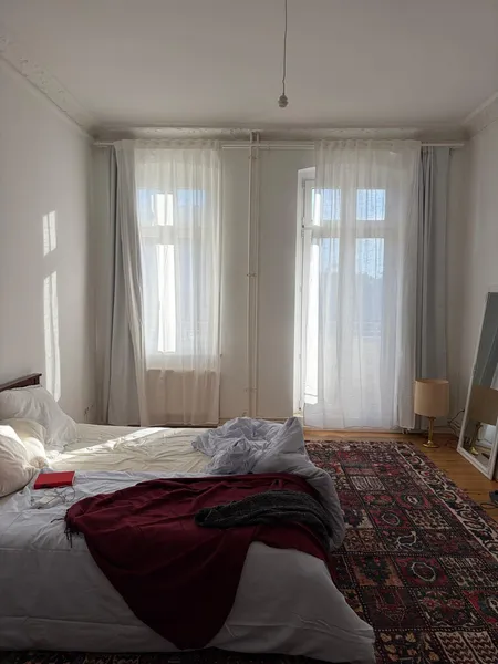Platz für den Alltag: 3-Zimmer-Wohnung in Berlin-Lichtenberg — photo 1